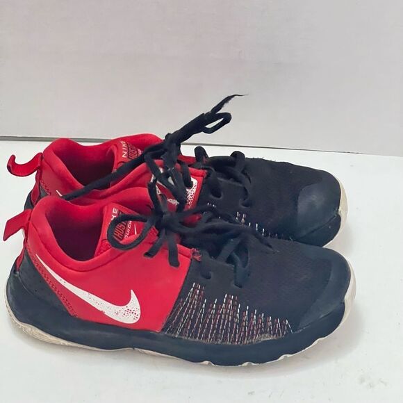 NIKE Hustle Quick Sneakers Youth Sz 2 Red Leather Mesh Cushioned‎ Athletic Shoes - Picture 4 of 15